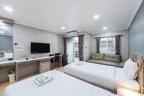 Tj 4711 Residence