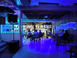 Go To Party Hostel and Bar Ao Nang