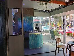 Go To Party Hostel and Bar Ao Nang