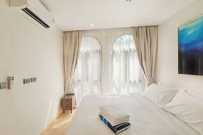 One bedroom Palmetto Condo Karon A 313