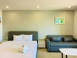 Gold Coast Balcony Serviced Apartment