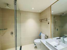 Gold Coast Balcony Serviced Apartment