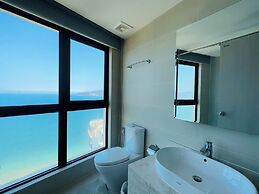 Gold Coast Balcony Serviced Apartment