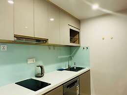 Gold Coast Balcony Serviced Apartment