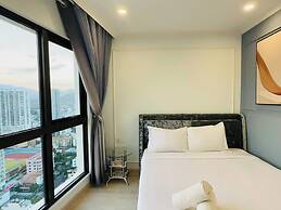 Gold Coast Balcony Serviced Apartment