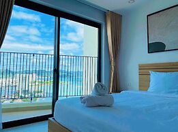 Gold Coast Balcony Serviced Apartment