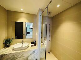 Gold Coast Balcony Serviced Apartment