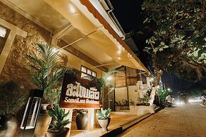 Samailaos Residence