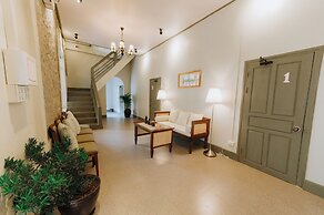 Samailaos Residence