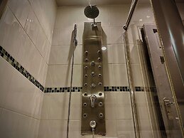 Sleeps10-parking-garden-hottub-petfriendly