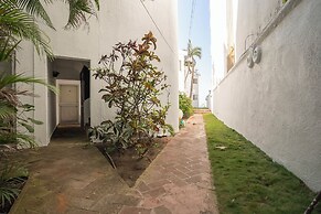 Playa Azul Apt with Sea views & Pool