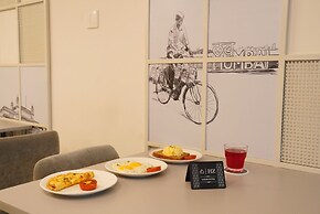 Z Bliss Suites