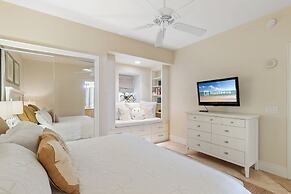 Turquoise Place 2205 C