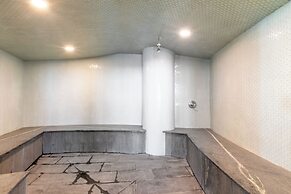 Turquoise Place 2205 C