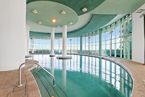 Turquoise Place 2205 C