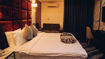 McDons Skye Hotel and Suites