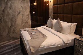 McDons Skye Hotel and Suites