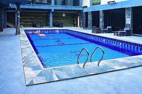 McDons Skye Hotel and Suites