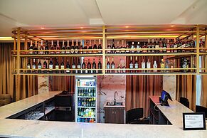 McDons Skye Hotel and Suites