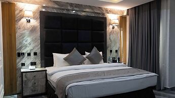 McDons Skye Hotel and Suites