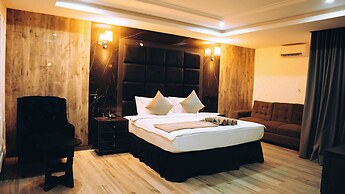 McDons Skye Hotel and Suites