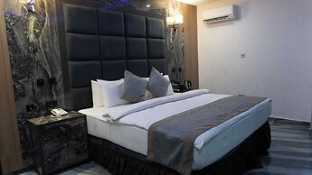 McDons Skye Hotel and Suites