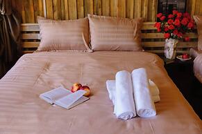 Scent Chalet D - Village