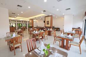 GRAND ORCHID HOTEL SOLO