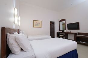 GRAND ORCHID HOTEL SOLO