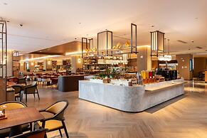 Nanjing Yangzi River Conference Center Longshan Lake Hotel