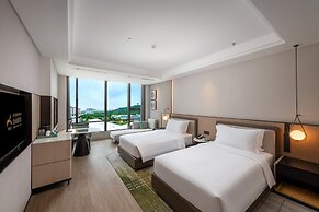 Nanjing Yangzi River Conference Center Longshan Lake Hotel