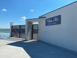 Plein Air Residence & Resort