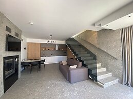 Plein Air Residence & Resort
