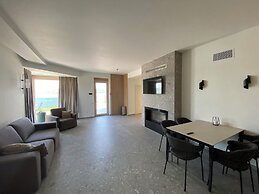 Plein Air Residence & Resort