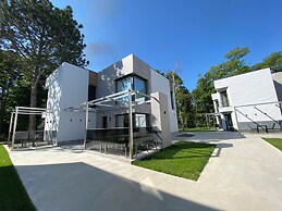 Plein Air Residence & Resort