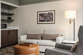 Tryon Riverfront Inn New Bern, Tapestry