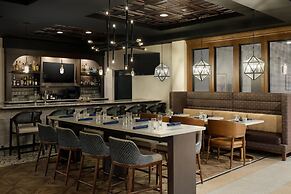 Tryon Riverfront Inn New Bern, Tapestry