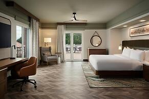 Tryon Riverfront Inn New Bern, Tapestry