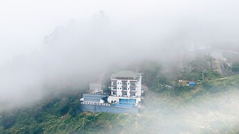 silver cascade munnar
