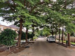 Apex Hotel And Suites