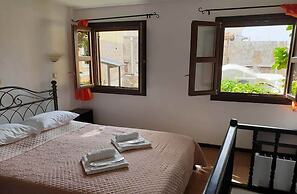 Saint Michel Apartments