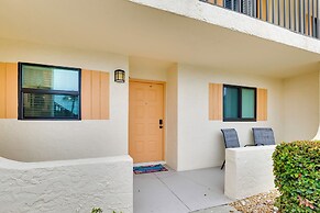 5 Mi to Fort Myers Beach: Condo w/ Private Lanai!