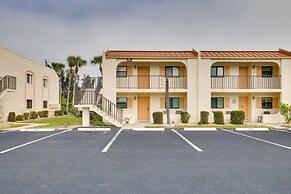 5 Mi to Fort Myers Beach: Condo w/ Private Lanai!