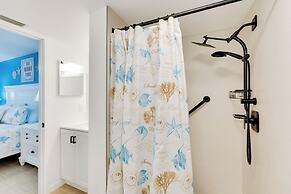 5 Mi to Fort Myers Beach: Condo w/ Private Lanai!