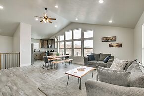 2 Mi to Bear Lake: Mtn-view Gem in Garden City