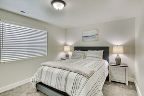 2 Mi to Bear Lake: Mtn-view Gem in Garden City