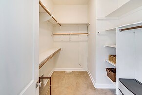 Home Close to Trails & Shopping in Thousand Oaks!