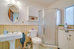 < 1 Mi to Horse Boarding: Cozy Yarnell Hideaway!