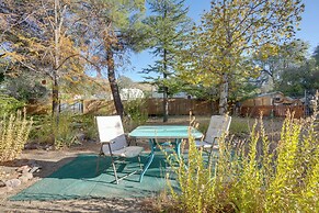 < 1 Mi to Horse Boarding: Cozy Yarnell Hideaway!