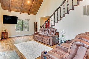 Private Cabin w/ Forest Views & Grill in Lakehead!
